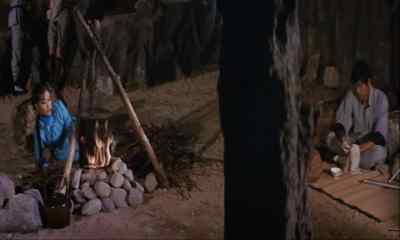There'll be food soon. - The Legend of the 7 Golden Vampires