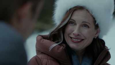 There'll be plenty of time
to talk - A Royal Christmas Crush