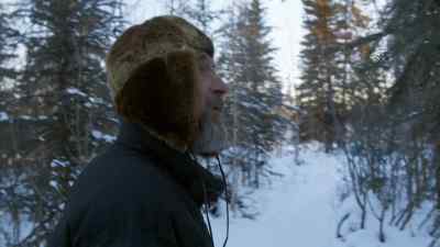 THERE'RE USUALLY MORE THAN ONE.
LET ME GO DOWN HERE. - The Last Alaskans