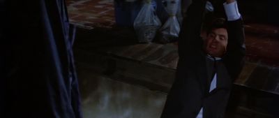 There's 2 million in that suitcase - Licence to Kill