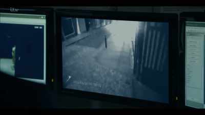 There's 65 seconds between
Sian going into the headlights - A Confession