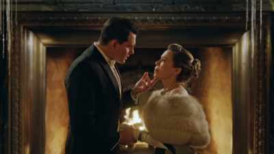 There's a back door,
up those stairs. - A Biltmore Christmas