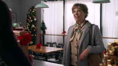 There's a big snowstorm headed
toward Finland, - Christmas, Love and Fudge