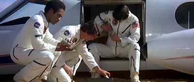 There's a can of water each. - Capricorn One