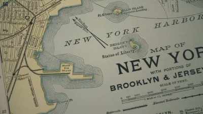 There's a clue
on new york's coast, - Searching for Secrets