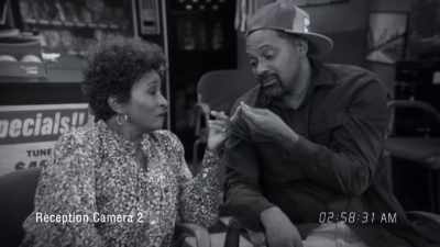 There's a eyelash. - The Upshaws
