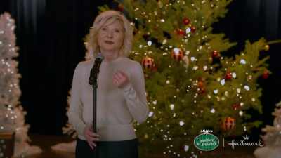 ♪ There's a feeling
I get ♪ - When I Think of Christmas