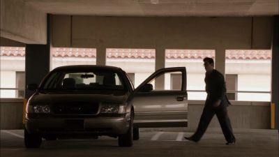 - THERE'S A FINE LINE BETWEEN
HEALTHY CAUTION AND PARANOIA. - Burn Notice