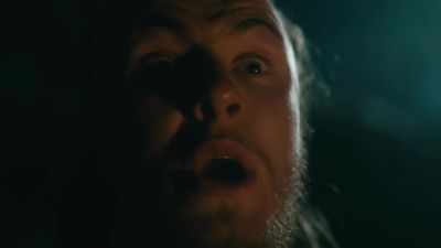 There's a fire!
A fire! Come quickly! - Vikings