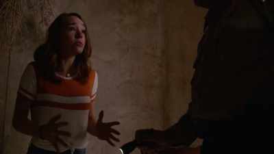 -There's a ghost or something.
-A ghost? - The Unsettling