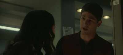 There's a guy
in Trauma Two
who really needs help. - Gotham Knights