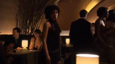 There's a line outside. - Gossip Girl
