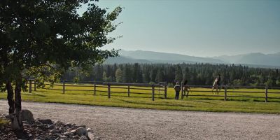 There's a man in the house. - Yellowstone