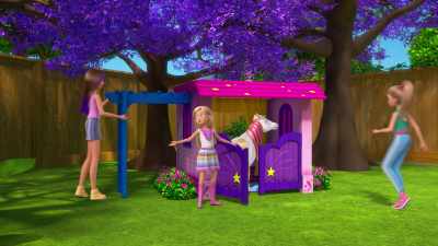 There's a mini stable, a ladder.
It's perfect! - Barbie: A Touch of Magic