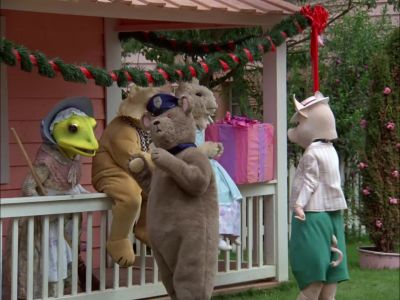 There's a monster in Barnaby's wedding cake - Babes in Toyland