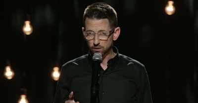 There's a movie
called Devil's Advocate-- - Neal Brennan: 3 Mics