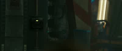 There's a quarnyx battery behind it. - Guardians of the Galaxy