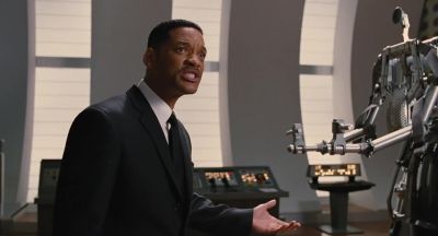 There's a reason we don't have these in the future - Men in Black 3