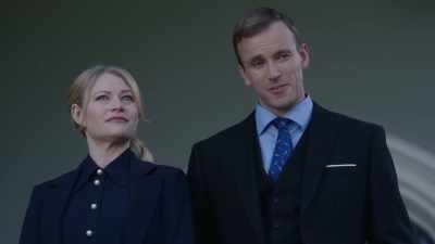 There's a reason they're called
"commoners." - The Reluctant Royal