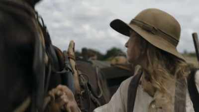 There's a reward for
white captives. - The Son