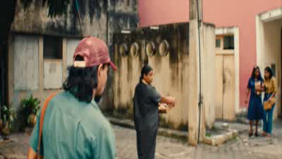 There's a shootout over there. - The Secret Agent