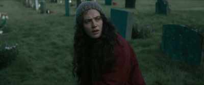 There's a stranger who needs
an accommodation. - The Hanging Sun