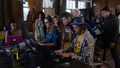 There's a subway. - Sense8