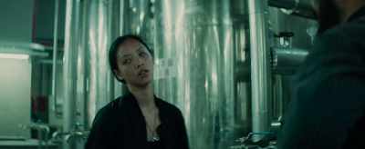 There's a typhoon coming
and we need to leave. - Snakehead