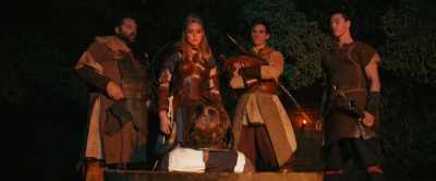 There's a weak point
on the south wing - The Siege of Robin Hood