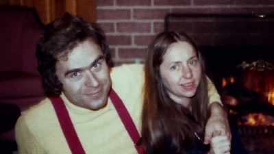 There's all these
coincidences, - Ted Bundy: Falling for a Killer