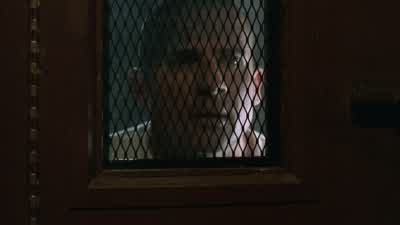 There's an electronics store on eighth Avenue. - Prison Break