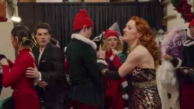 There's an old friend. - A Cinderella Story: Christmas Wish