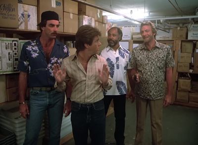 - There's at least 100 bricks there.
- Well, l'll be damned. - Magnum, P.I.