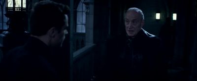 There's been a breach. - Underworld: Blood Wars