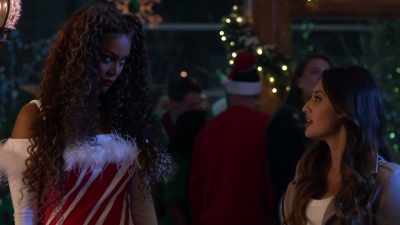 There's been an entire
movement that suggests that - Life-Size 2