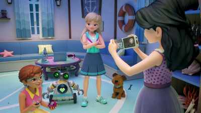 There's been too much
surface activity - LEGO Friends: Girls on a Mission