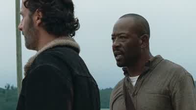 There's blood here. - The Walking Dead