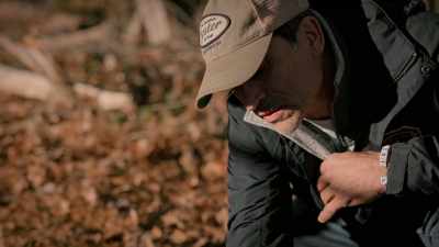 There's dirt impacted
in the wound. - Blue Ridge