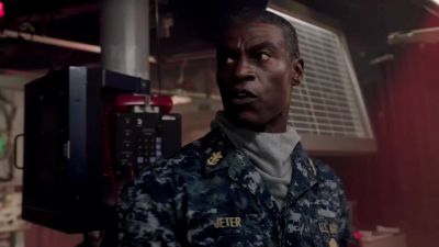 There's fires throughout
the main deck. - The Last Ship