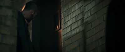 There's four locks. - Don't Breathe