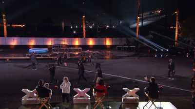 - There's four trampolines, - America's Got Talent: Extreme