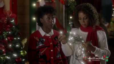 There's going to be enough food
for, like, five festivals. - Christmas in Evergreen