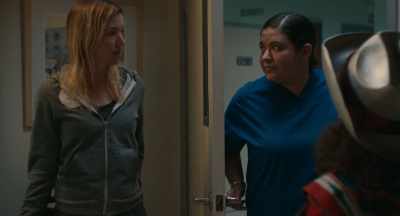 - There's hardly anyone up here, - Justine