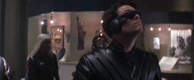 There's someone here Where - X Men
