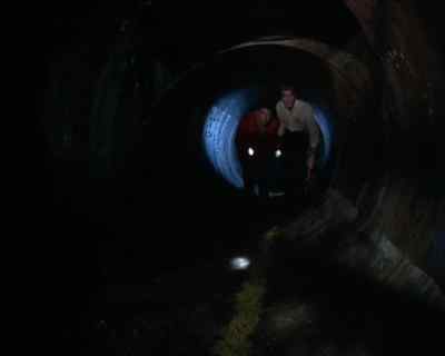 There's
light ahead.
Yeah. - Land of the Giants