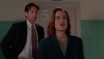 There's magic going on here, Mulder,... - The X-Files