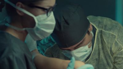There's meconium. Call the resus team. - Orphan Black