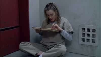 There's mold on the bologna. - Orange Is the New Black