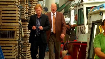 There's more blood over here. - CSI: Miami
