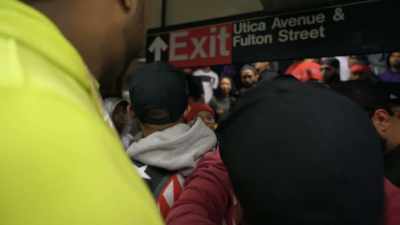 There's so much gang
in one building. - Supervillain: The Making of Tekashi 6ix9ine